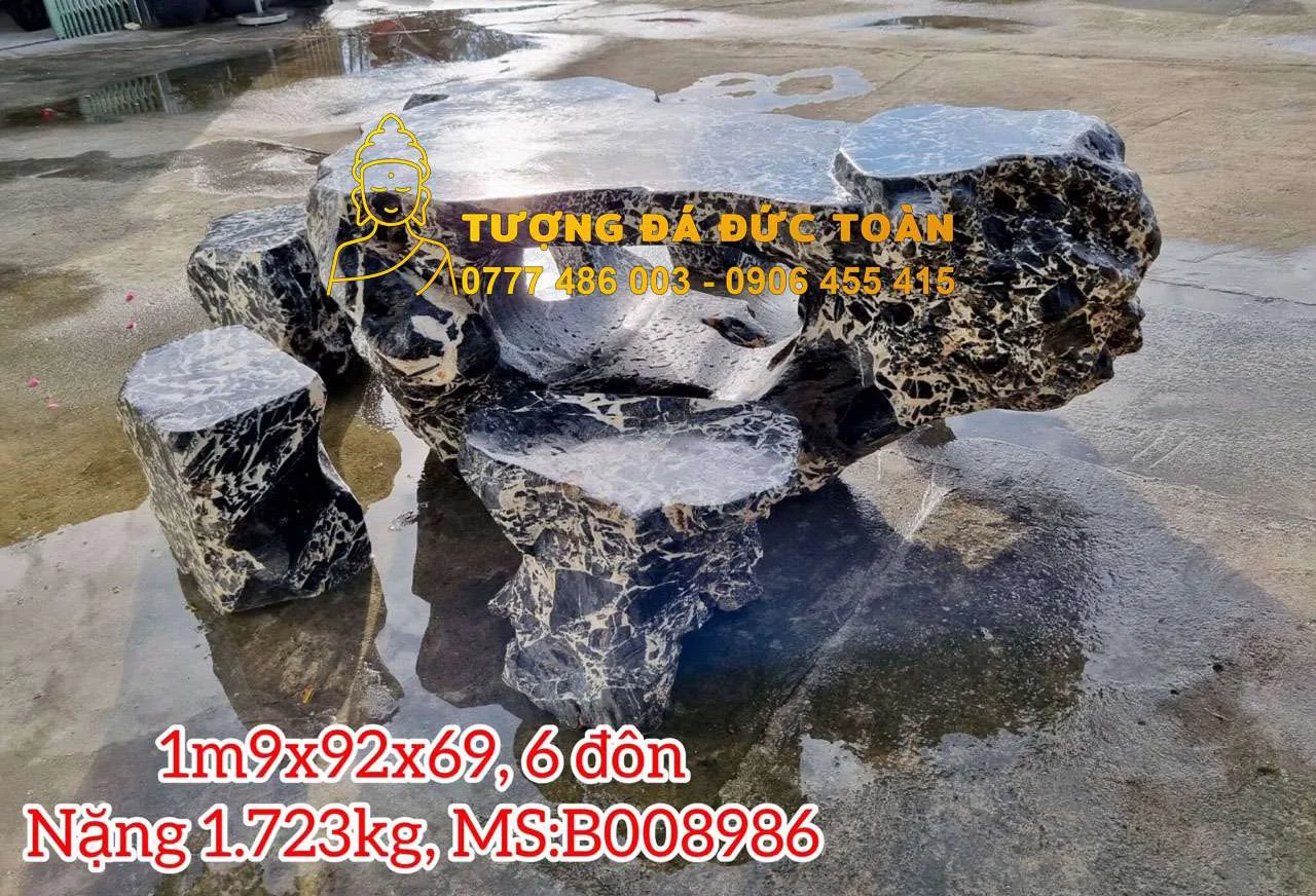 Bàn Ghế Đá Đẹp Nguyên Khối Tự Nhiên – Tuyệt Tác Ngoại Thất Trường Tồn