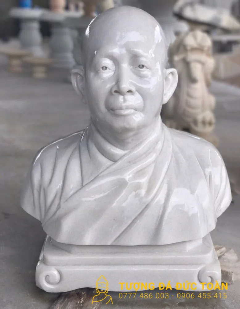 Tượng Chân Dung Đá Trắng Tự Nhiên Non Nước Đà Nẵng: Tinh Hoa Tạc Thực Chạm Đến Cảm Xúc
