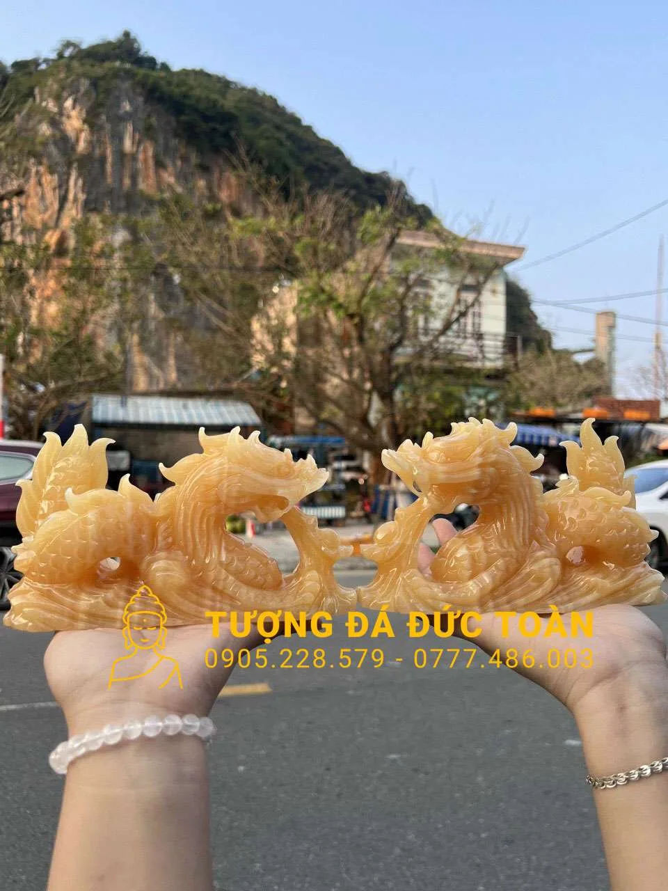 Rồng Đá Nằm Để Bàn – Biểu Tượng Ngọa Long Trấn Trạch & Chiêu Tài