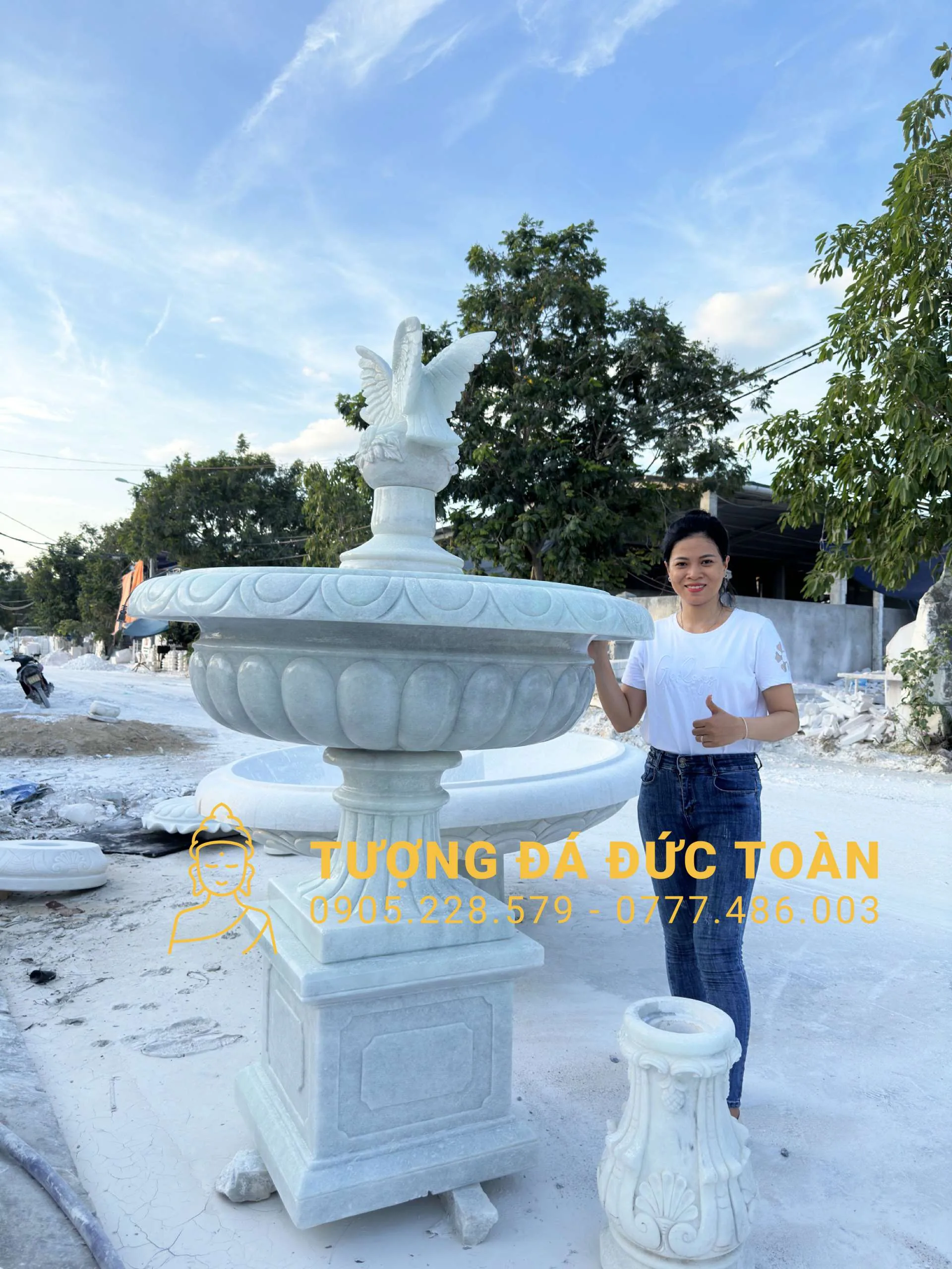 Đài Phun Nước Chim Bồ Câu Chất Liệu Đá Cẩm Thạch – Biểu Tượng Của Hòa Bình & Sự Thịnh Vượng