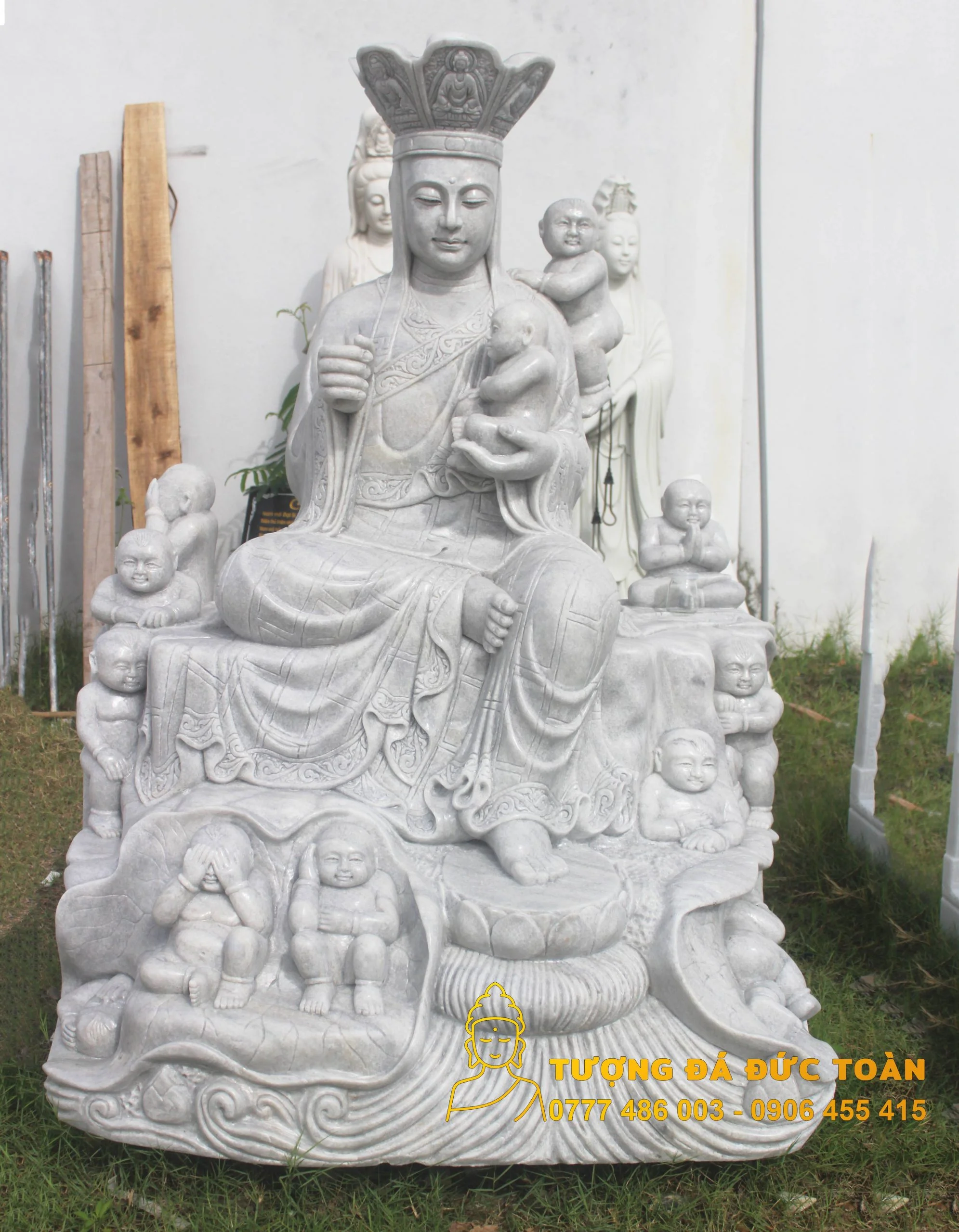 Tượng Địa Tạng Vương Bồ Tát Độ Thai Nhi Đá Cẩm Thạch Trắng Non Nước
