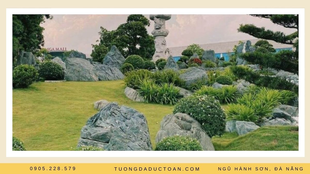 Đá xanh trang trí sân vườn
