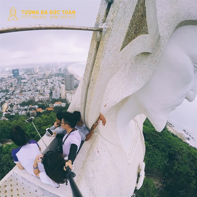 Thời điểm mở cửa tham quan tượng chúa Kito Vua