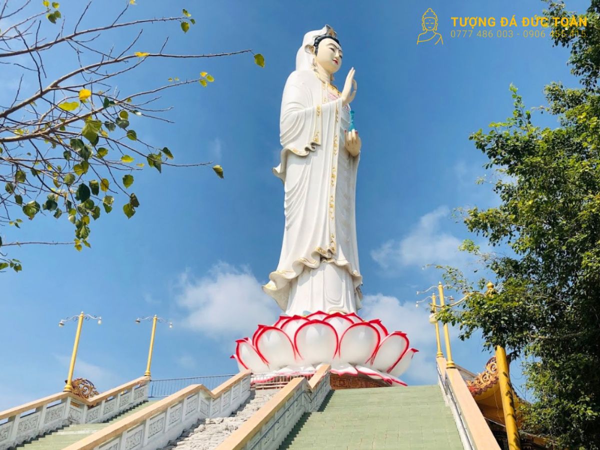 Tượng Mẹ Quan Âm Đông Hải - Kiến Trúc Bức Tượng Phật Mẹ Cao Nhất Miền Tây.