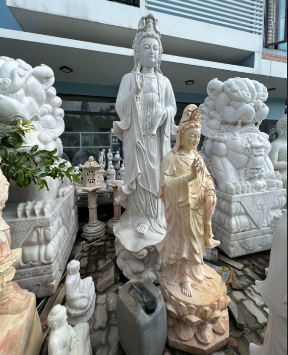 Chuyên Tạc Tượng Đá