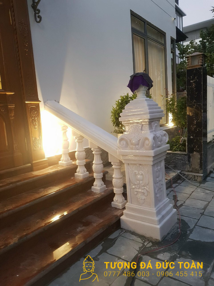 Lan can đá tự nhiên
