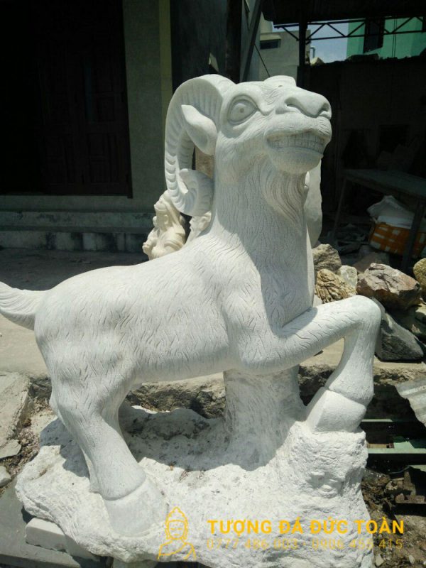 Tượng Dê Phong Thủy Bằng Đá