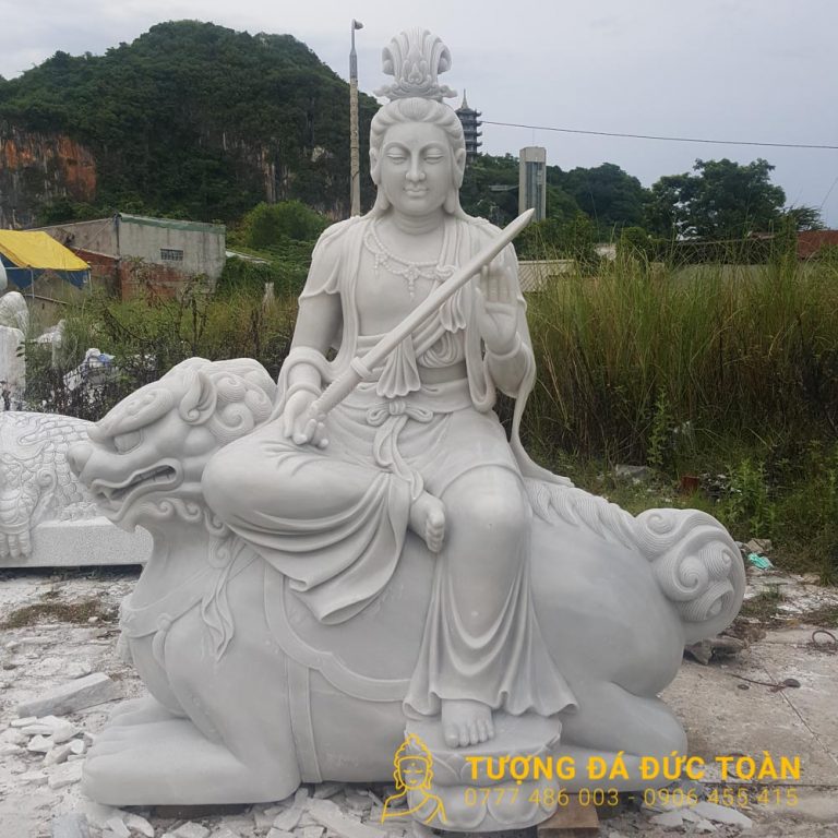 Tượng Phật Văn Thù bằng đá