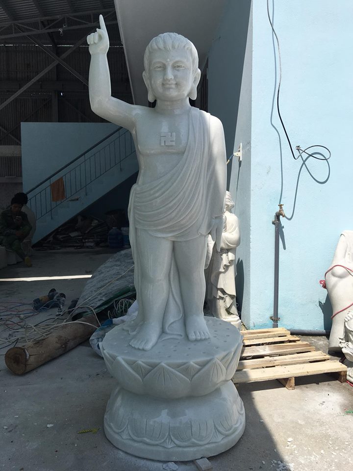 tượng Phật Đản Sanh bằng đá