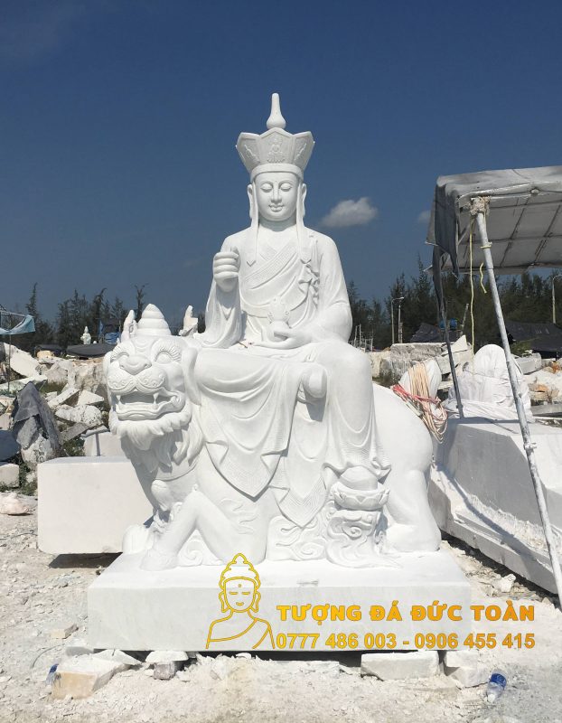 tượng Phật Địa Tạng bằng đá