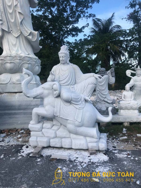 tượng Phật Phổ Hiền bằng đá 
