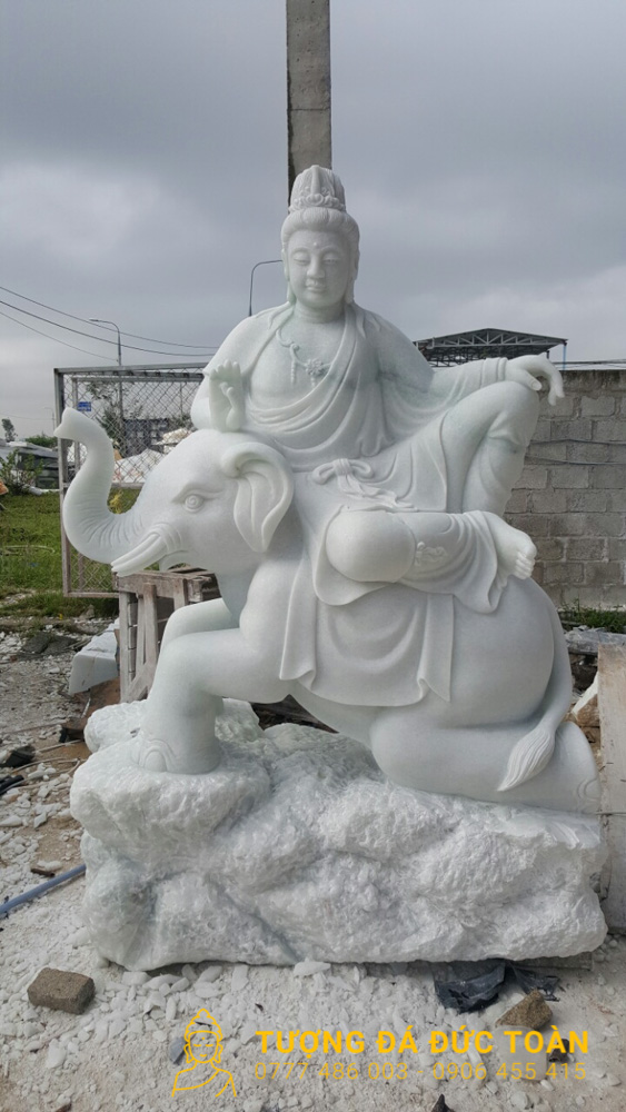 tượng Phật Phổ Hiền bằng đá 