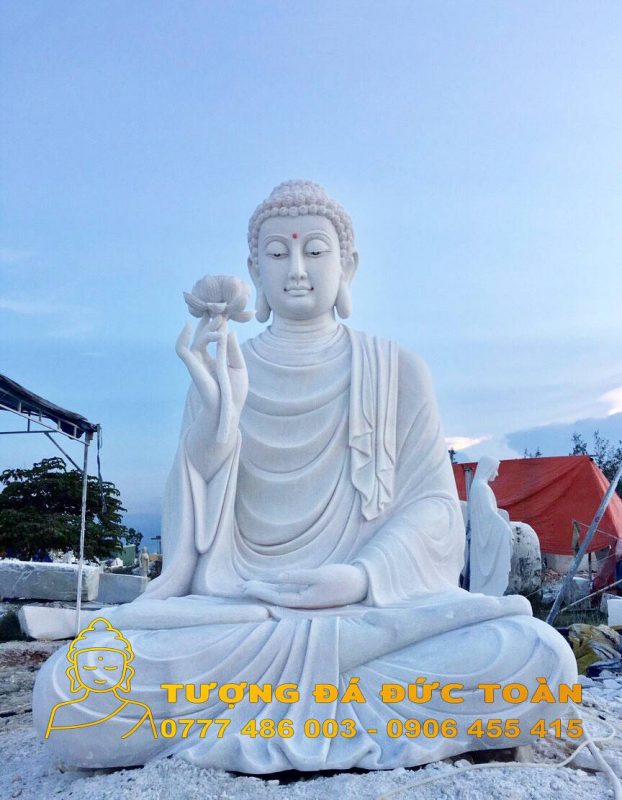 Vì sao nên chọn tượng Phật Tổ bằng đá? Cách thờ tượng Phật Thích Ca bằng đá chuẩn phong thuỷ