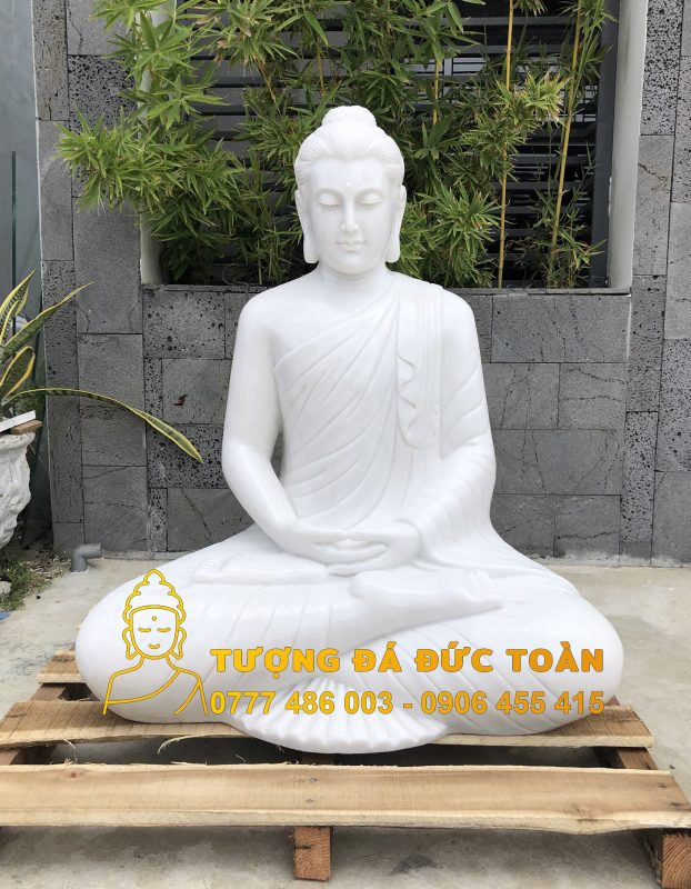tượng Phật Tổ bằng đá