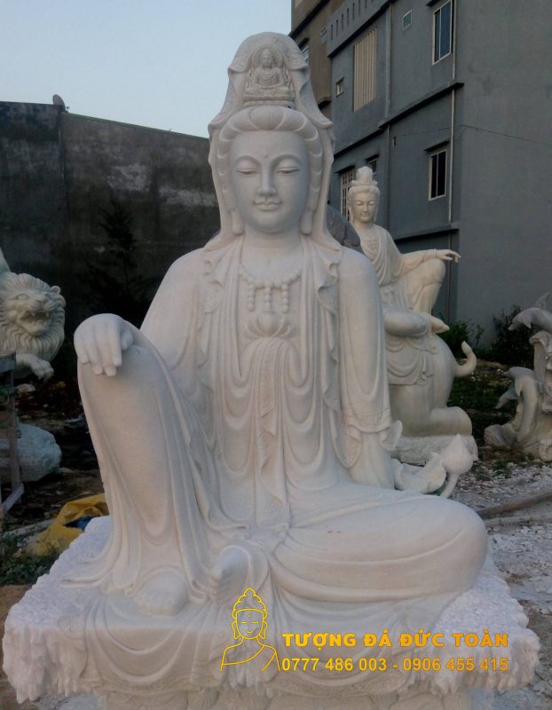 Tượng Quan Âm Đá Non Nước