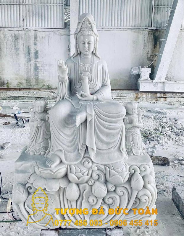 Tượng Quan Âm Đá Non Nước