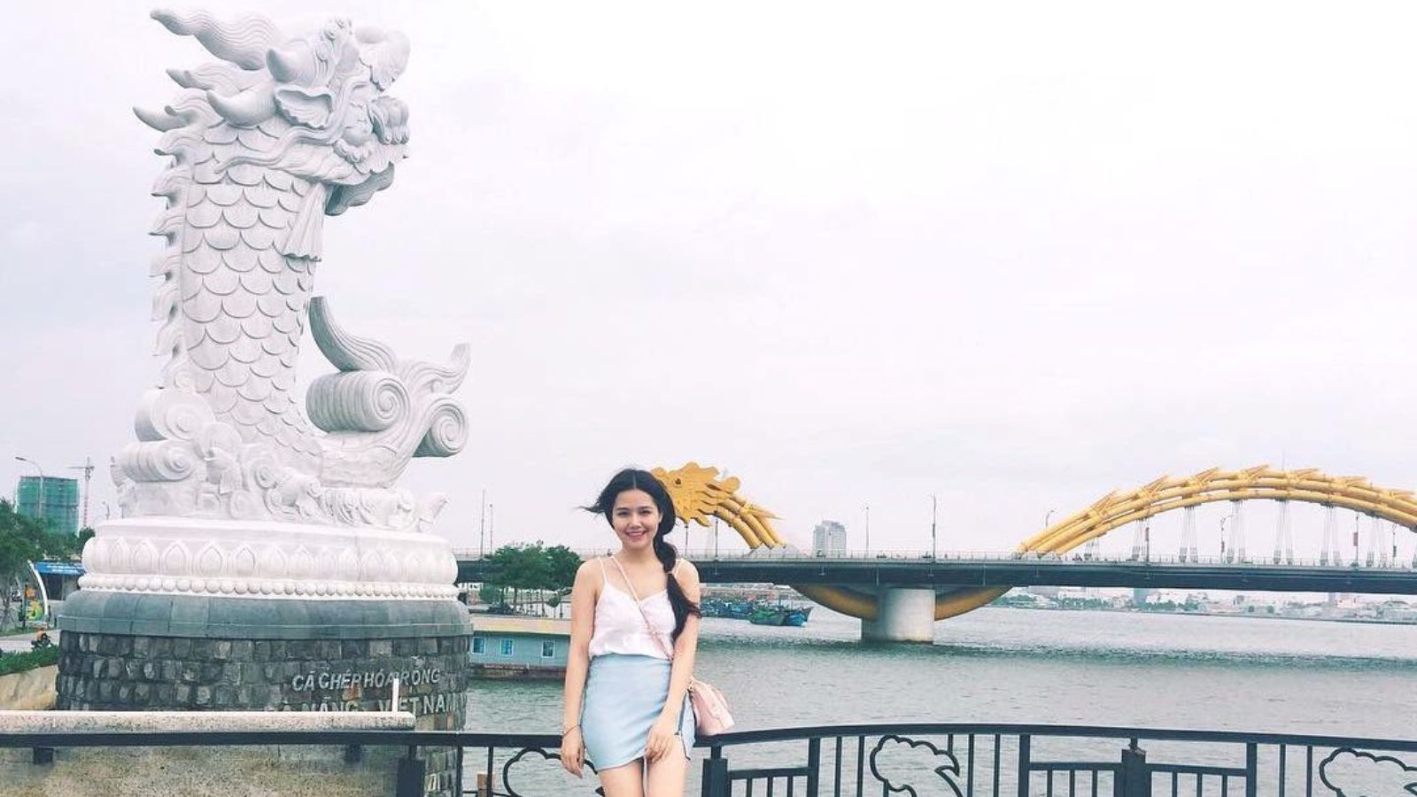 tượng cá chép hoá rồng Đà Nẵng (1)