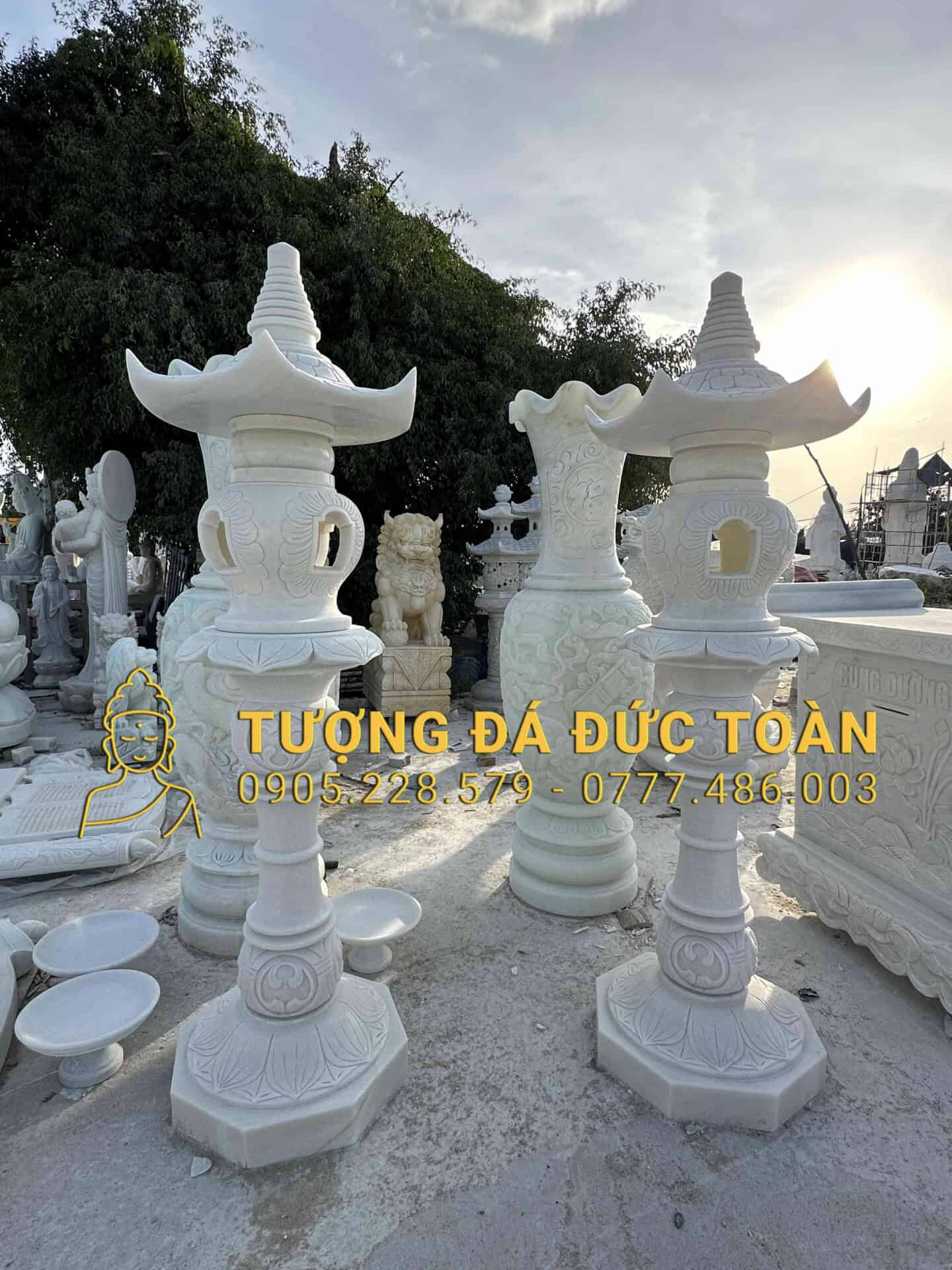 Đèn Đá Cẩm Thạch Trắng Cao 1,5m DD_54 – Ánh Sáng Tâm Linh & Điểm Nhấn Sân Vườn Đẳng Cấp