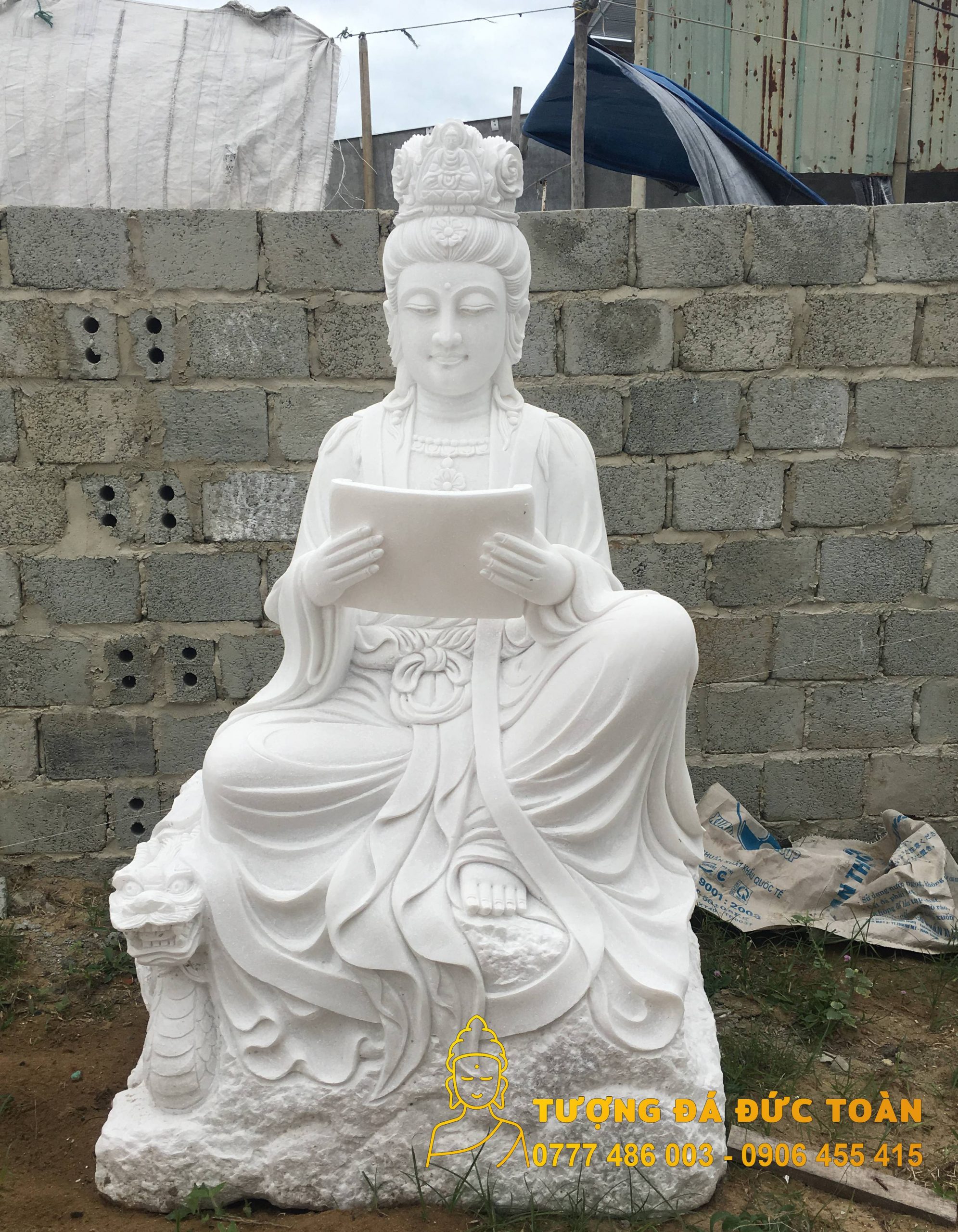 Điêu khắc tượng Quán Tự Tại Bồ Tát đá cẩm thạch trắng