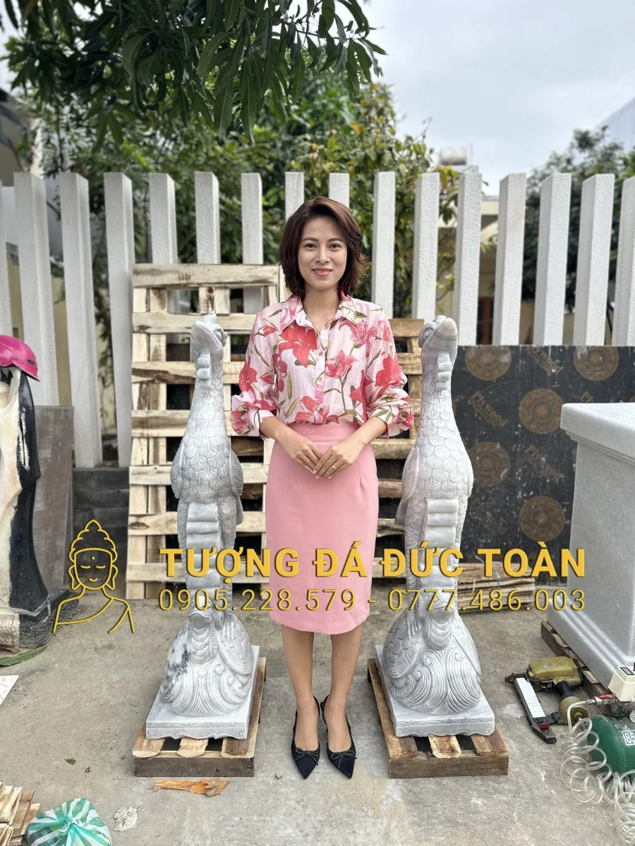TƯỢNG CHIM HẠC MÀU XÁM CAO 1,6M