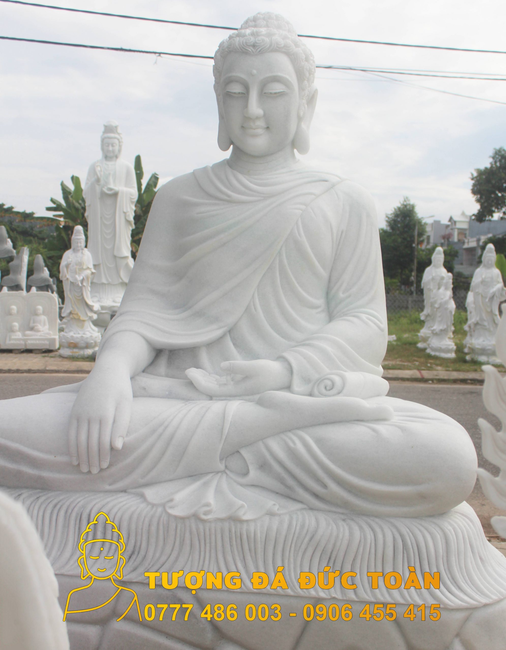 Tượng Phật Thích Ca Mâu Ni đá tự nhiên