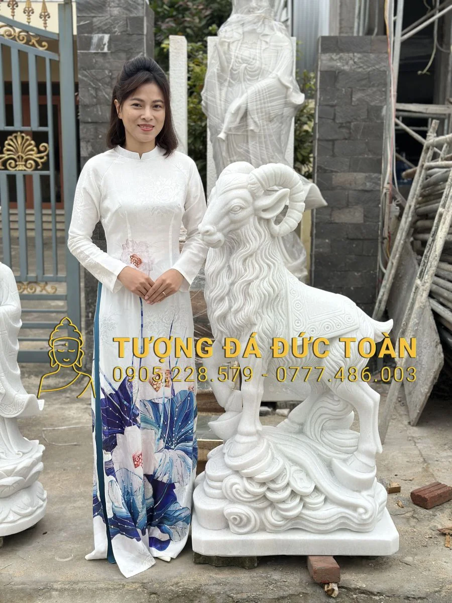 TƯỢNG DÊ PHONG THỦY BẰNG ĐÁ CAO 1,2M