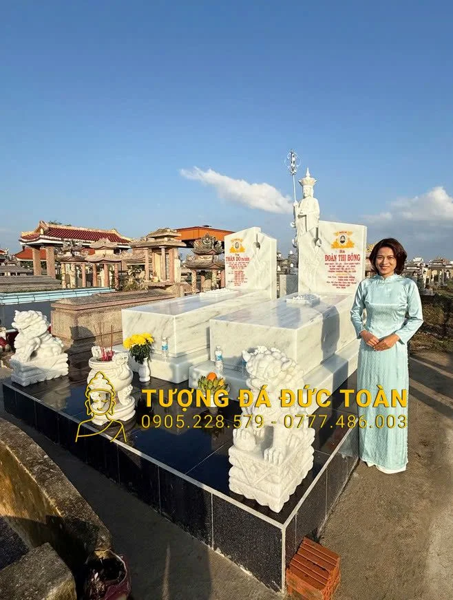 THI CÔNG ĐÔI LĂNG MỘ ĐÁ TRẮNG NGUYÊN KHỐI DÀNH CHO CỤ ÔNG VÀ CỤ BÀ