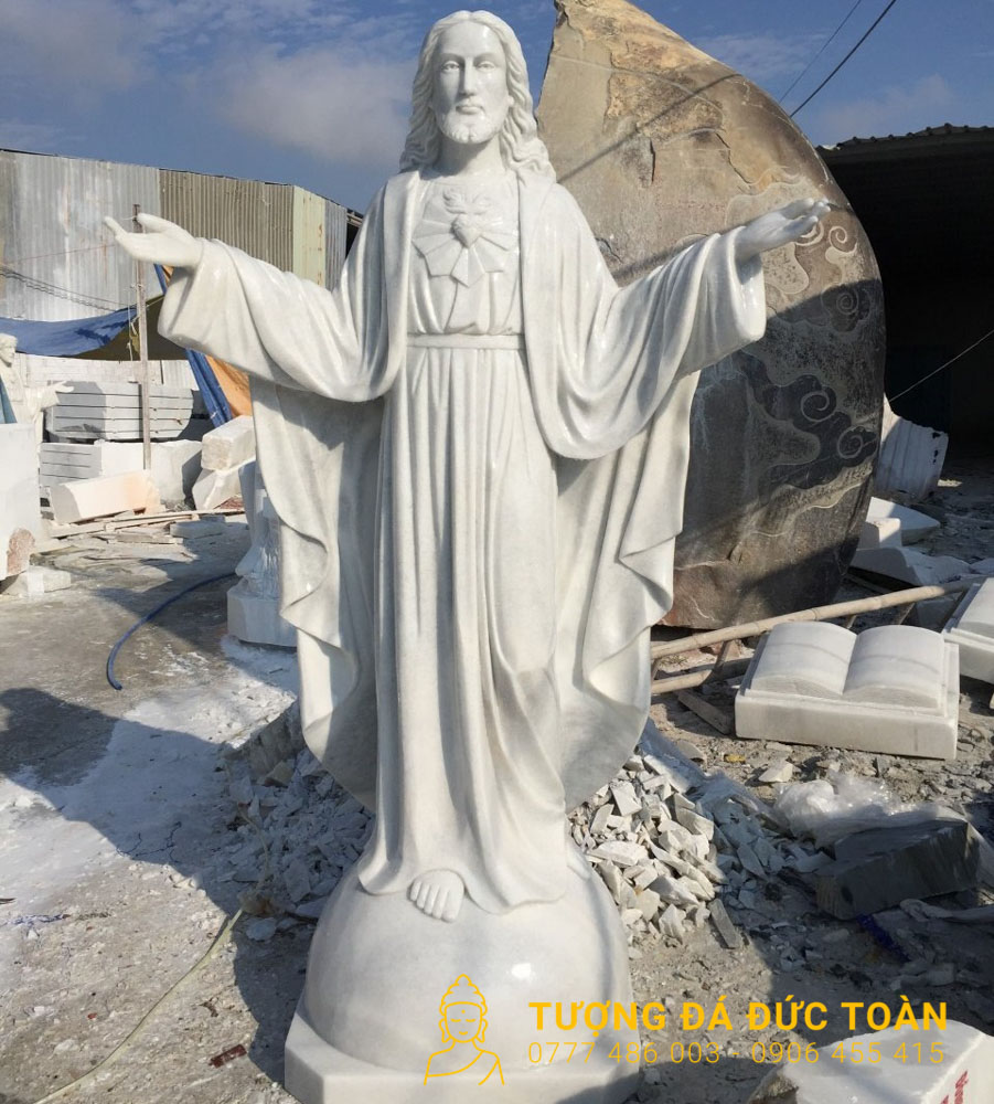 Tượng Chúa Jesus Đá Cẩm Thạch Đà Nẵng – 02