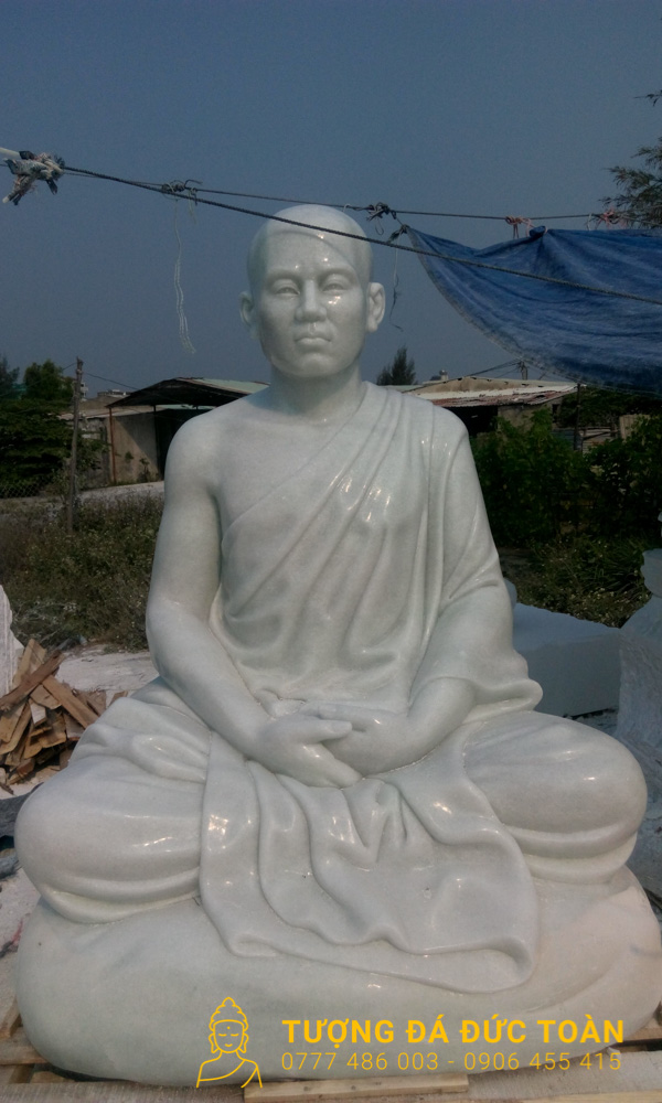 Tượng Thập Đại Đệ Tử Đá Nguyên Khối Màu Trắng