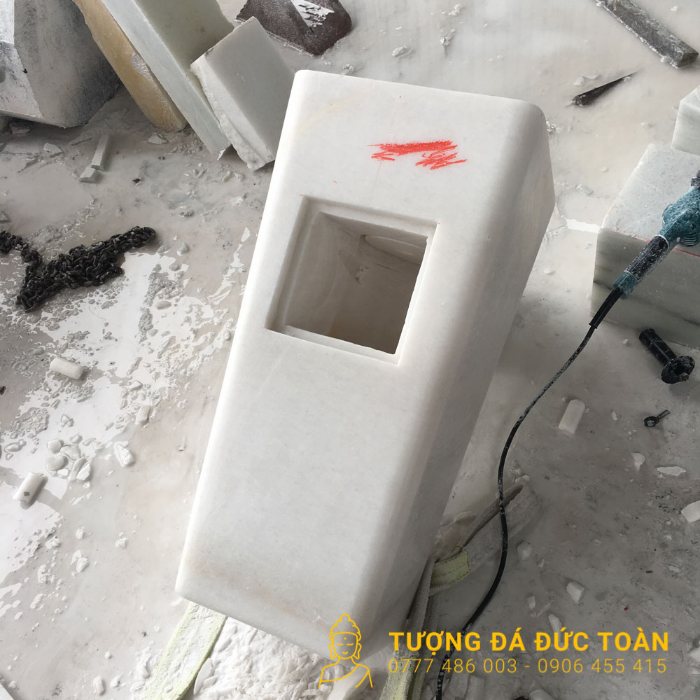 Bề mặt đá trắng tự nhiên của lavabo