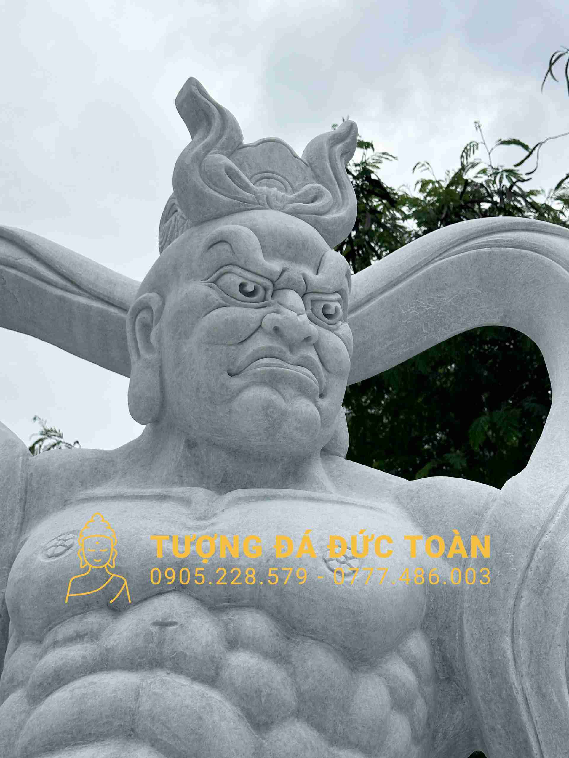 Góc nhìn phụ