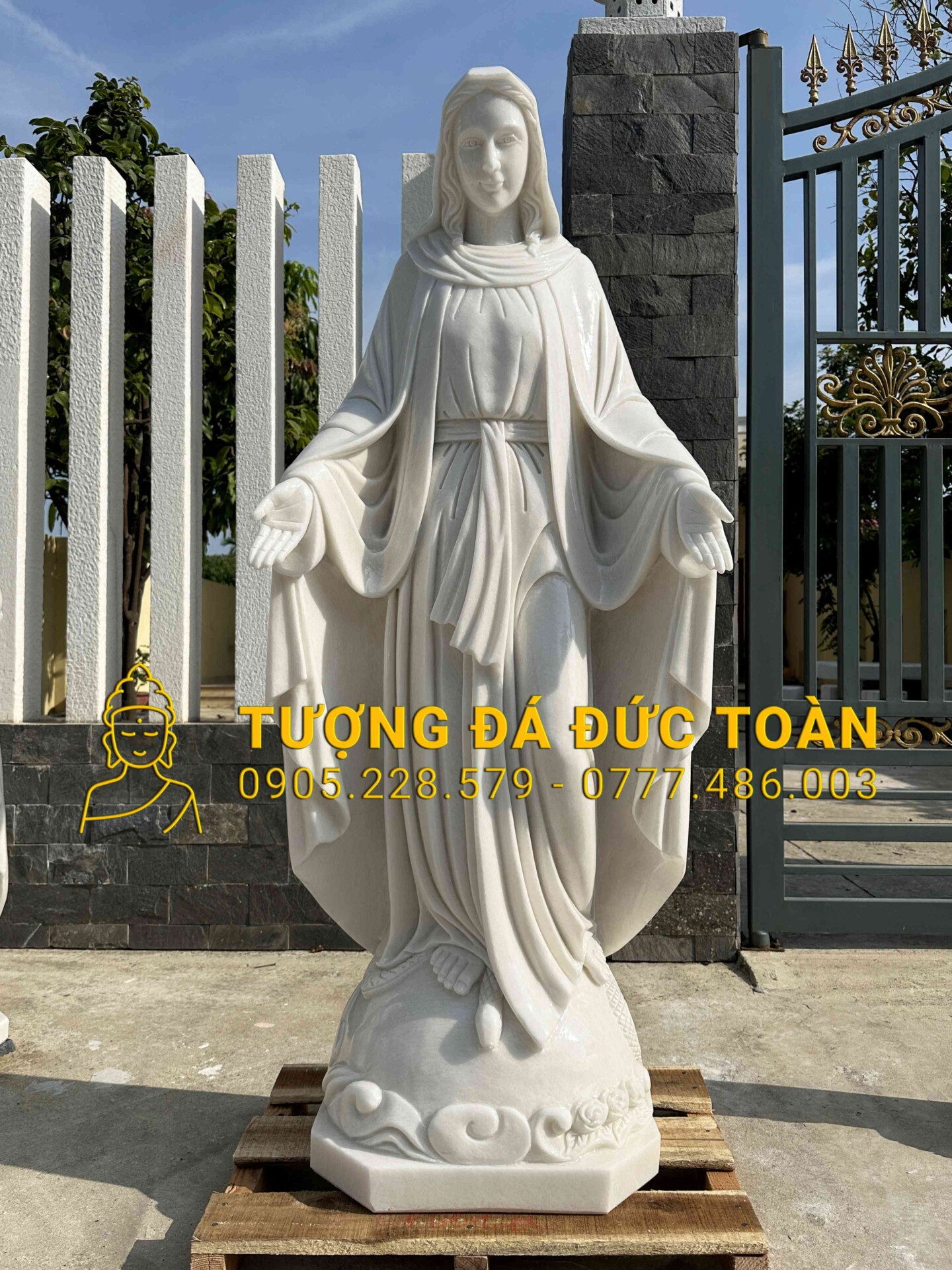 TƯỢNG ĐỨC MẸ MARIA BẰNG ĐÁ CAO 2M TẠI ĐÀ NẴNG