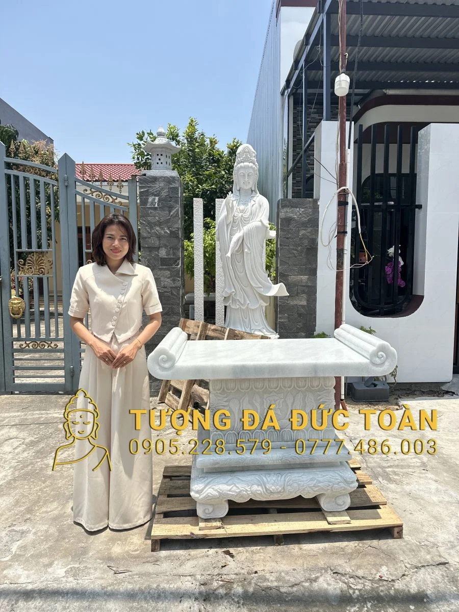BÀN THỜ NGOÀI TRỜI BẰNG ĐÁ
