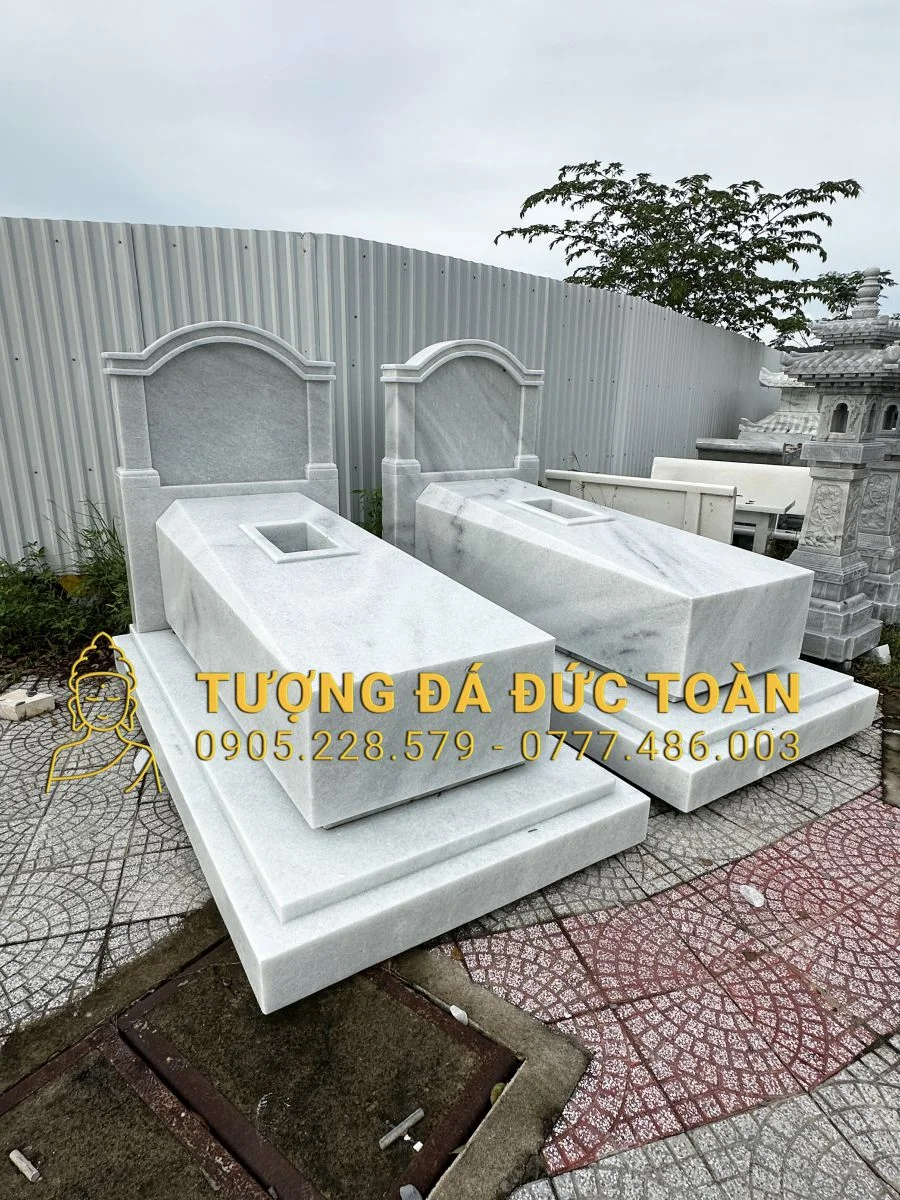 Lăng Mộ Đá Cẩm Thạch Màu Trắng Nguyên Khối