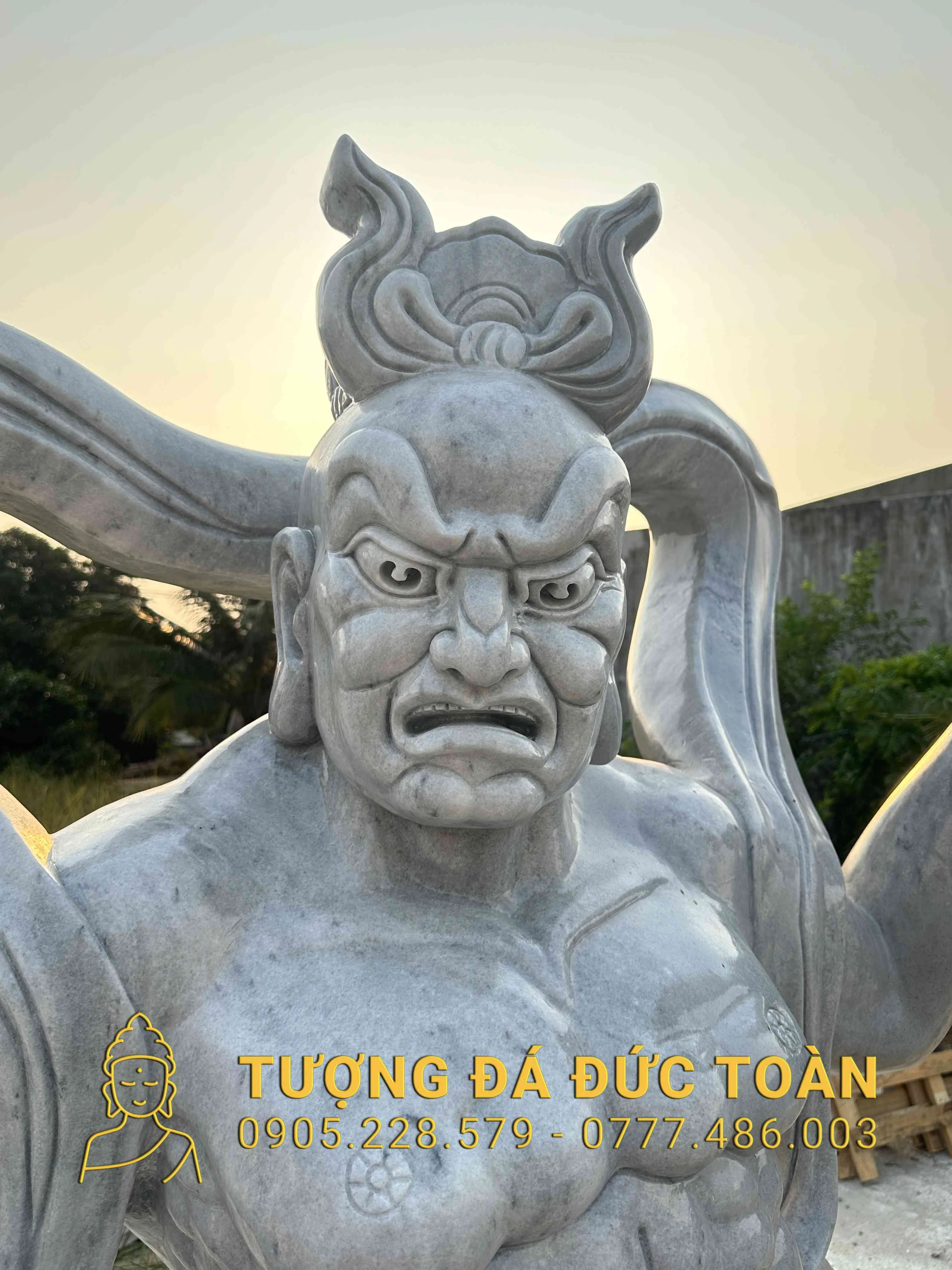 Góc nhìn phụ