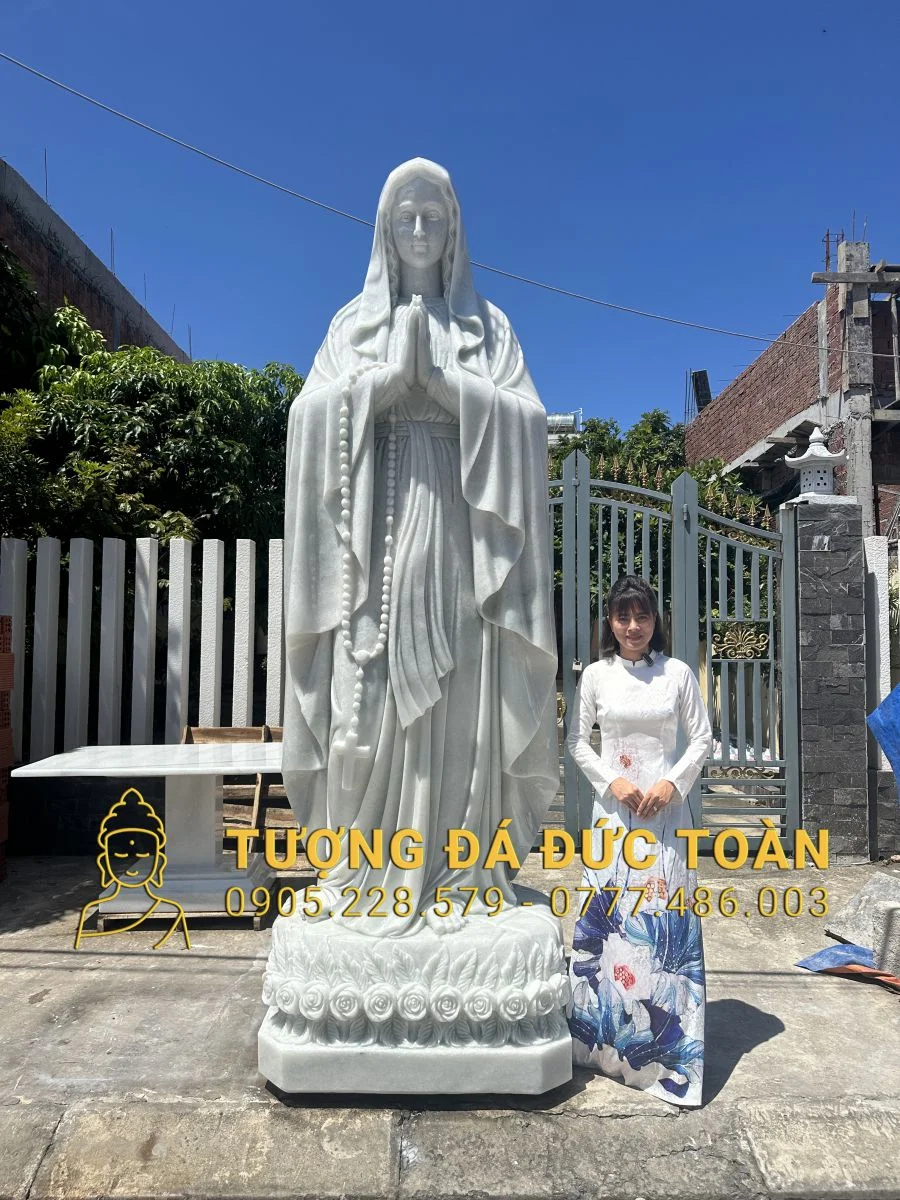 TƯỢNG ĐỨC MẸ LỘ ĐỨC BẰNG ĐÁ TRẮNG NGUYÊN KHỐI CAO 3M