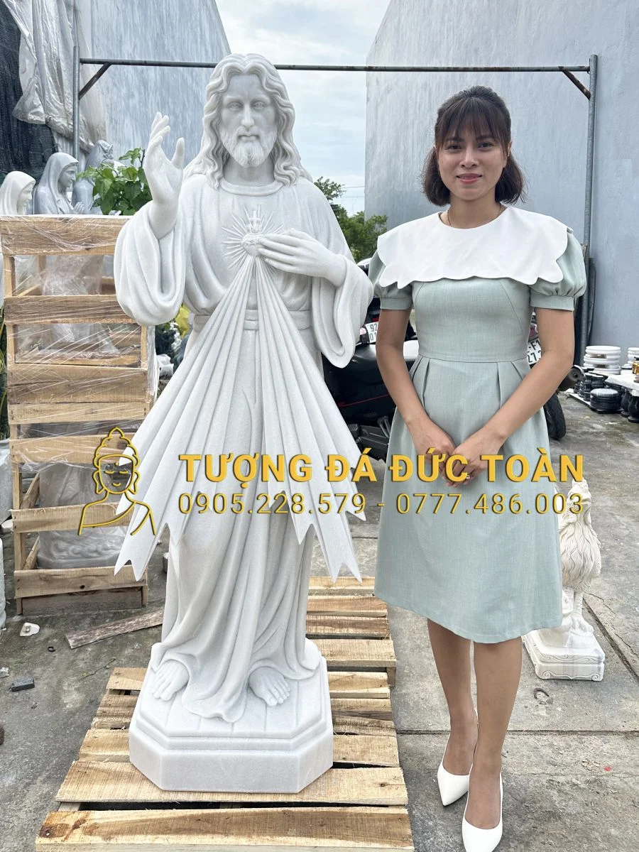 TƯỢNG CHÚA THƯƠNG XÓT CAO 1,6M JS _ 03