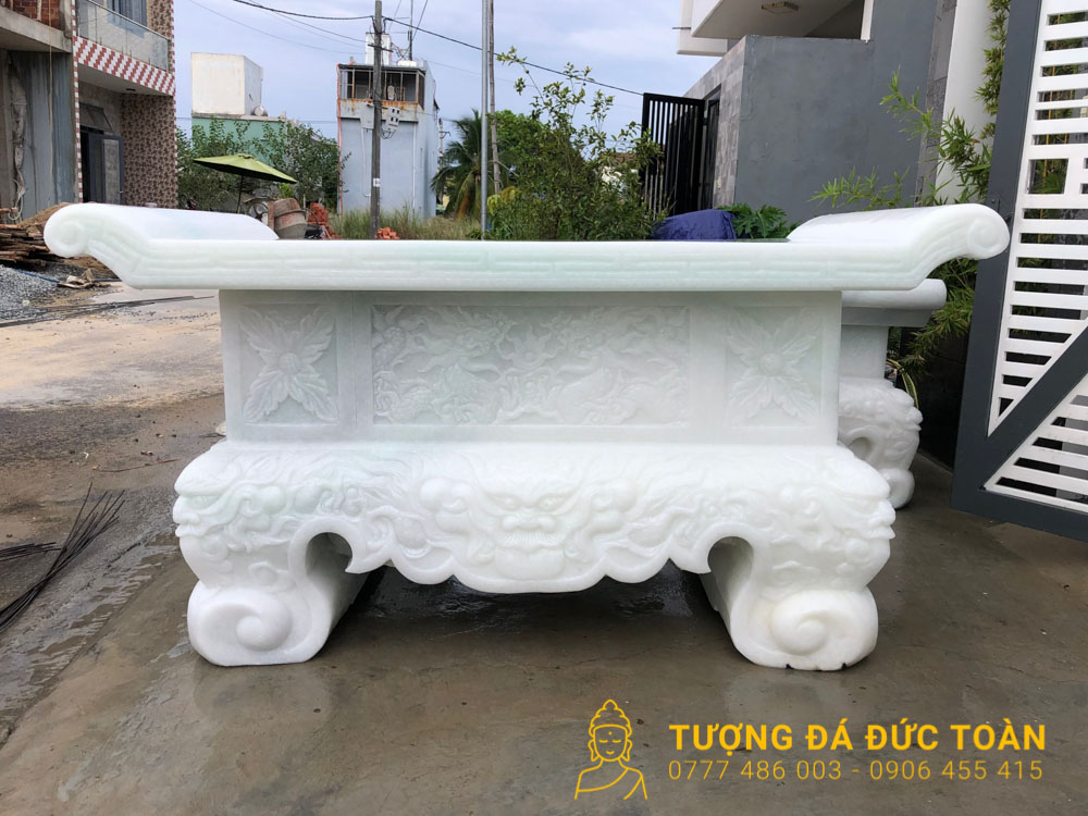 Bàn Thờ Đá Trắng Ngoài Trời Non Nước Đà Nẵng