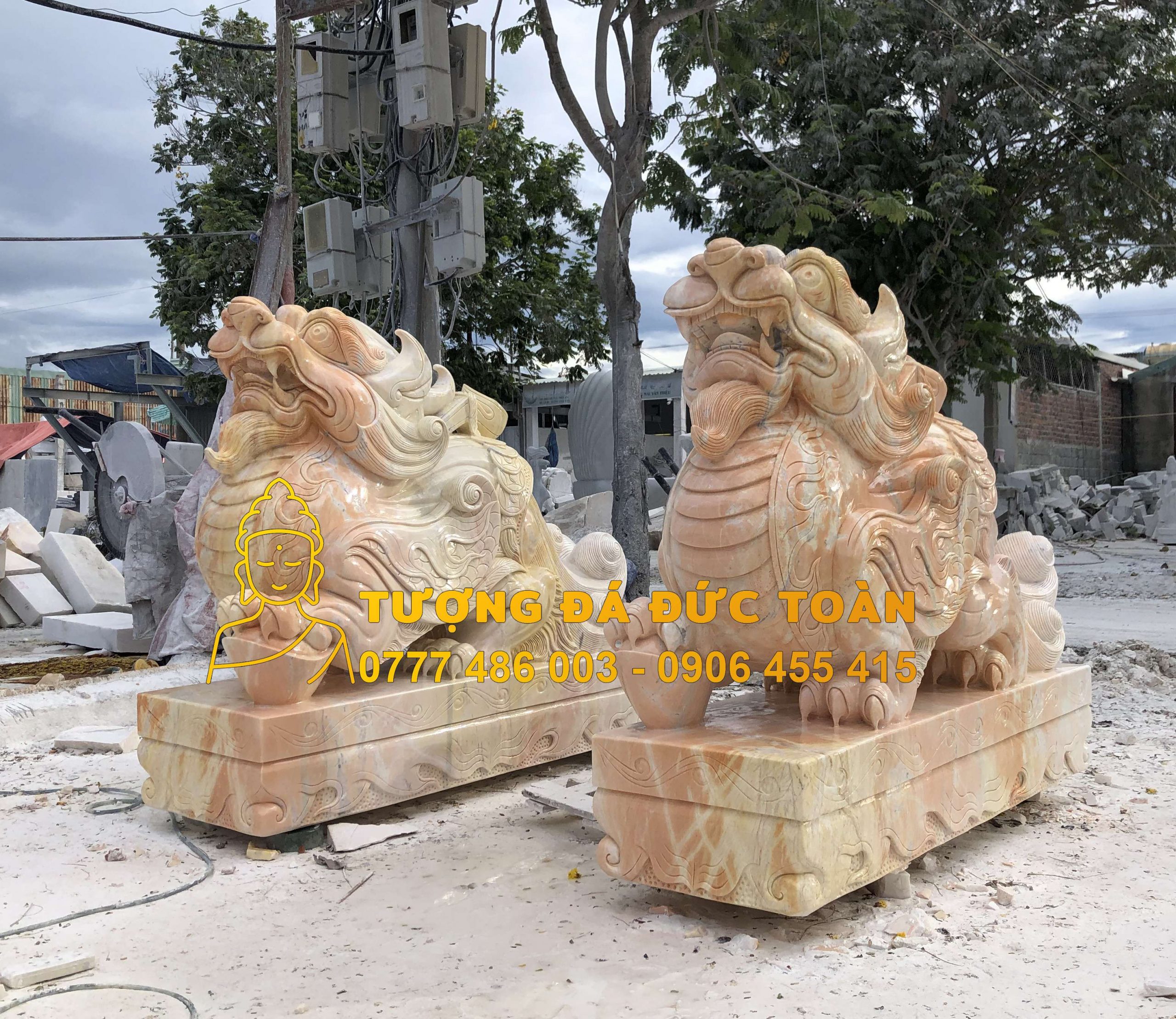 Tượng Tỳ Hưu trấn cổng đá cẩm thạch vàng đẹp nguyên khối