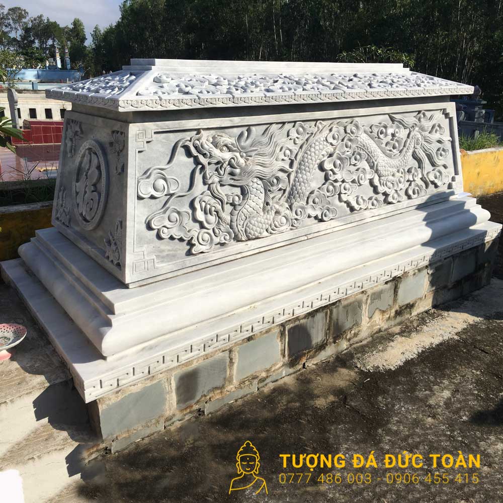 Lăng Mộ Đá Màu Xám Non Nước Đà Nẵng