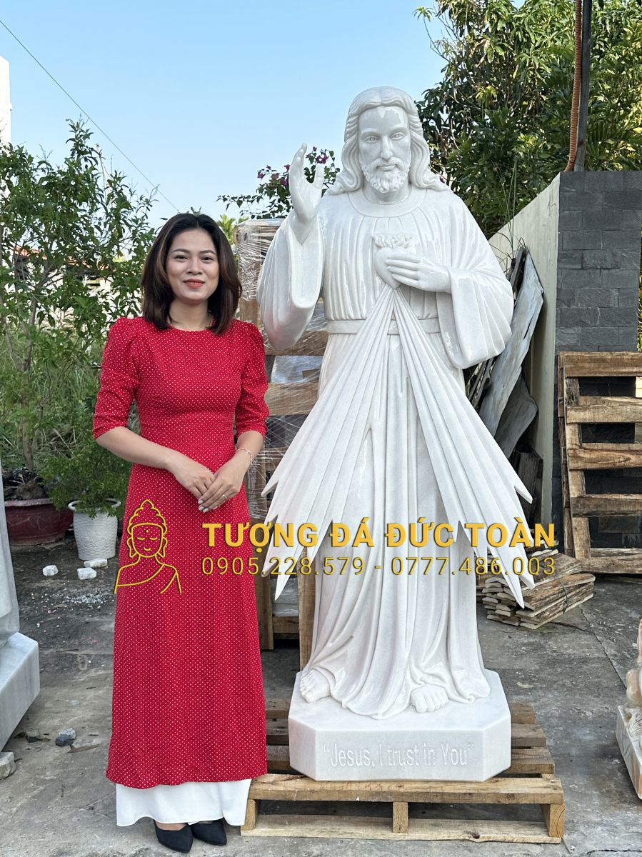 TƯỢNG CHÚA JESUS BẰNG ĐÁ CAO 2M JS_23