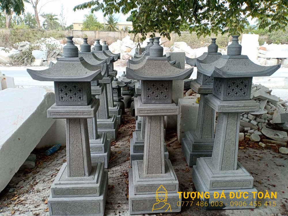 Đèn Đá Cẩm Thạch Sân Vườn Mỹ Nghệ Màu Xám Nguyên Khối