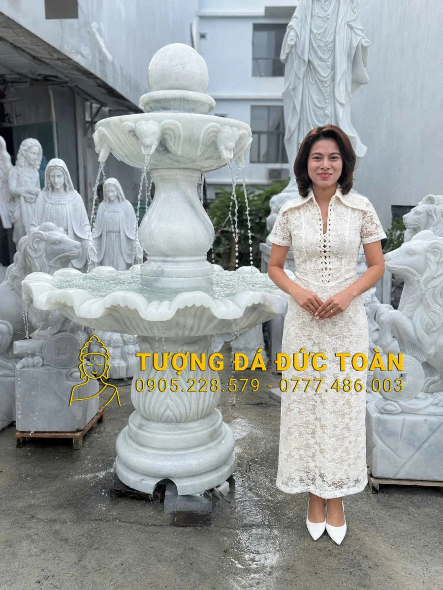 MẪU ĐÀI PHUN NƯỚC CÓ BI XOAY LUÂN HỒI CAO 2M