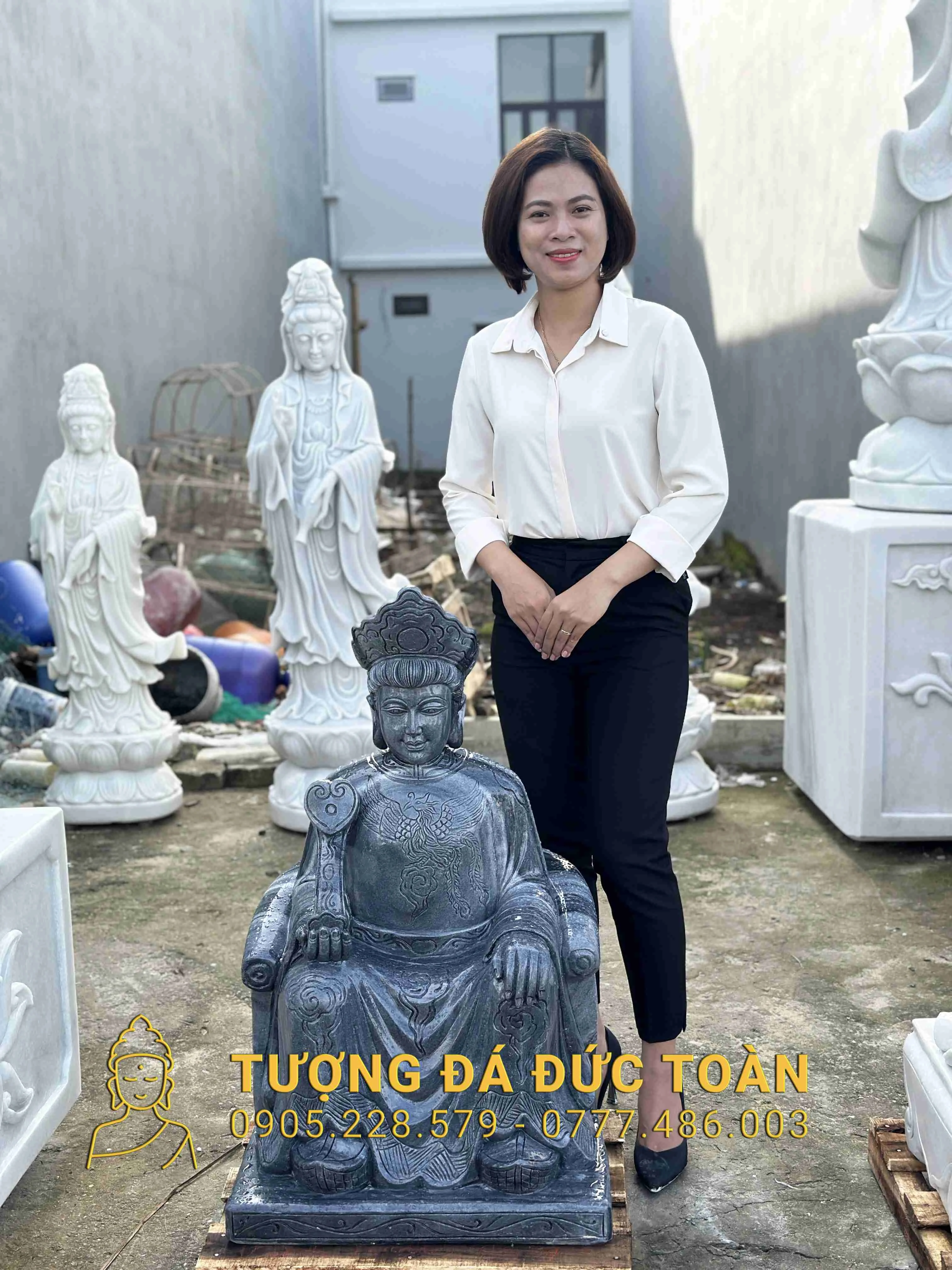 Tượng Bà Chúa Xứ