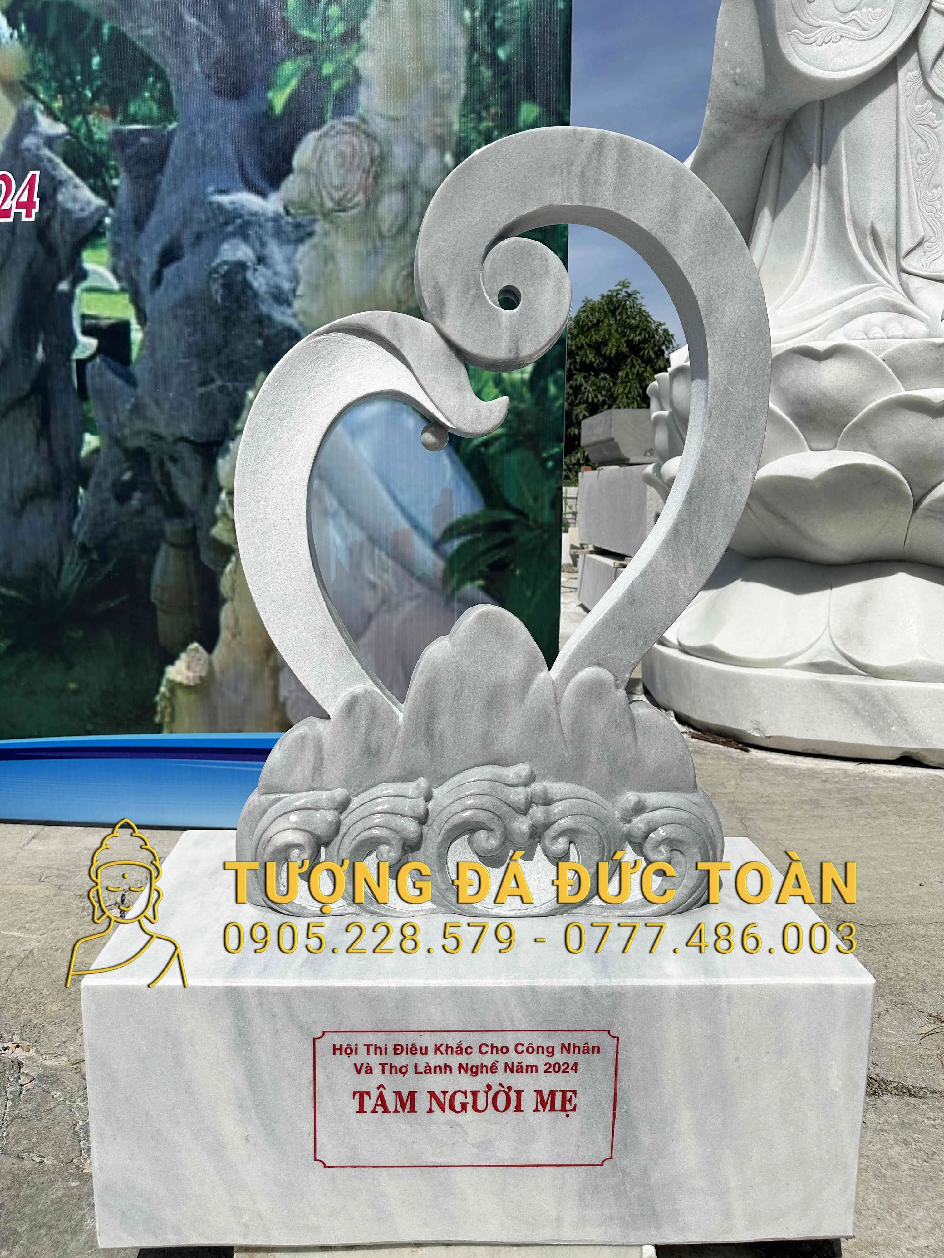 TƯỢNG ĐÁ SÂN VƯỜN