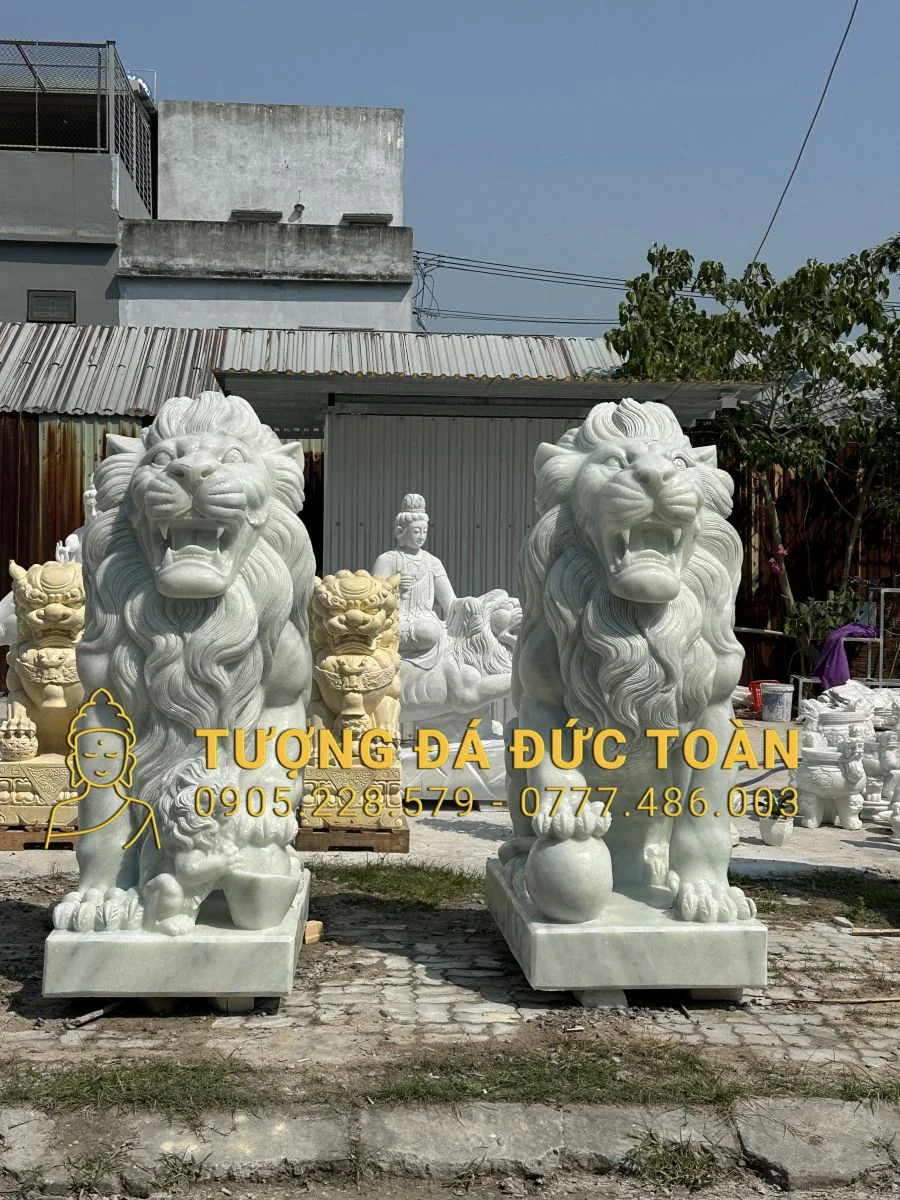 TƯỢNG SƯ TỬ TRẤN CỔNG BẰNG ĐÁ MẪU MỚI